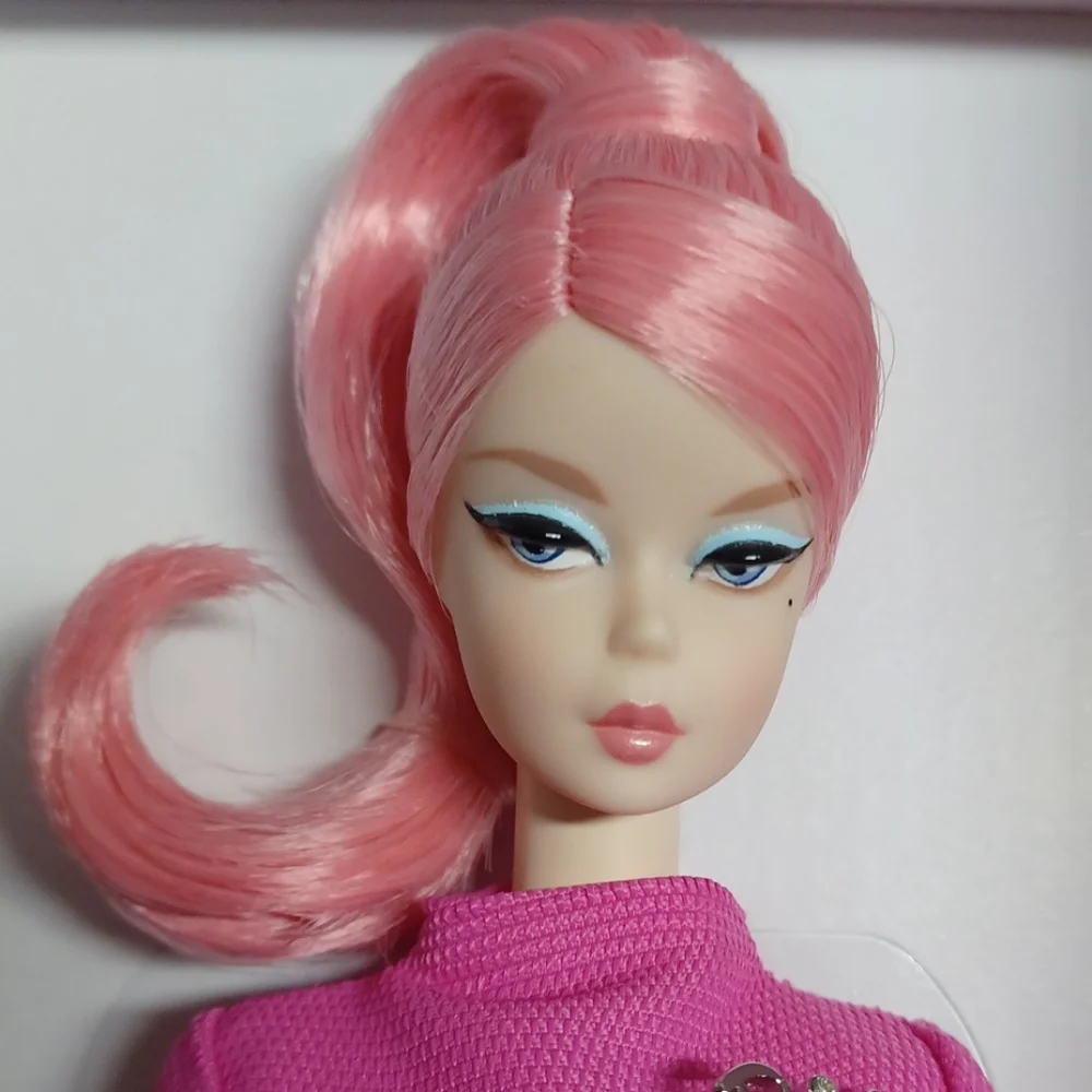 Barbie Signature Proudly Pink Genuine Silkstone Body Doll Mattel FXD50 KLL522 - Picture 1 of 16